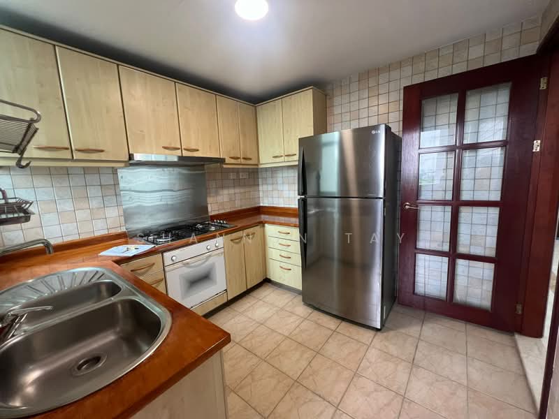 The Hillside, 341 Upper Bukit Timah Road, 3 Bedrooms, 1,302 sqft, Condominium For Rent, by Shannon Tay, 25197255 - PropertyGuru.com.sg