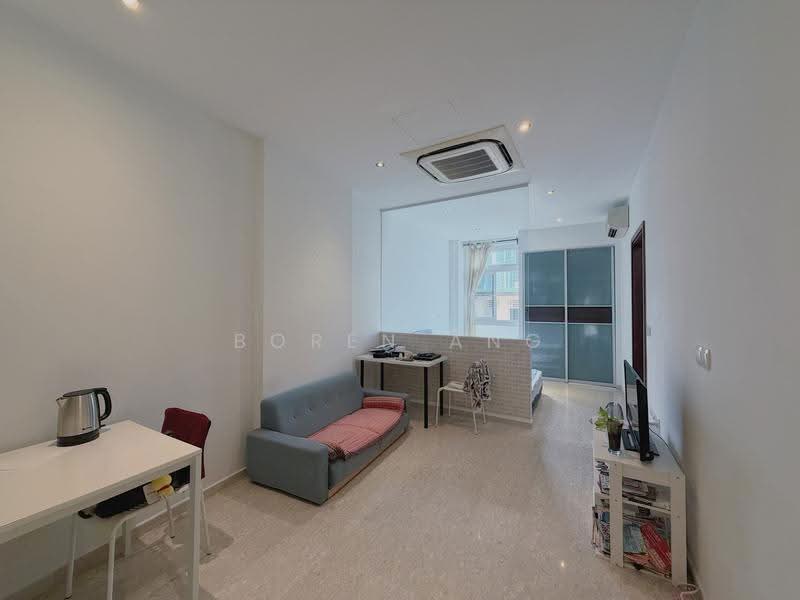 Cavan Suites, 11 Cavan Road, Farrer Park / Serangoon Rd, 1 Bedroom, 409 sqft, Apartment For Sale, by Boren Ang, 25197723 - Living Room - PropertyGuru.com.sg