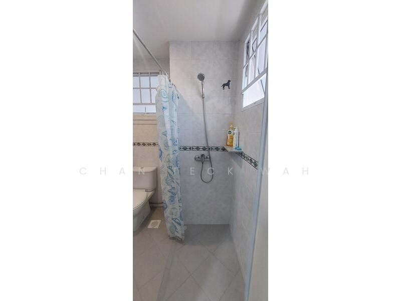 Westwood Park, 16 Westwood Drive, Room Rental, 150 sqft, Terraced House For Rent, by Chan Teck Wah, 25198610 - PropertyGuru.com.sg