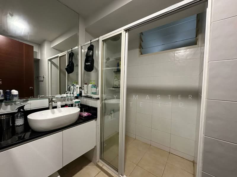 Rio Vista, 28 Upper Serangoon View, 2 Bedrooms, 1,066 sqft, Condominium For Rent, by ROBIN OOI, 25199315 - PropertyGuru.com.sg