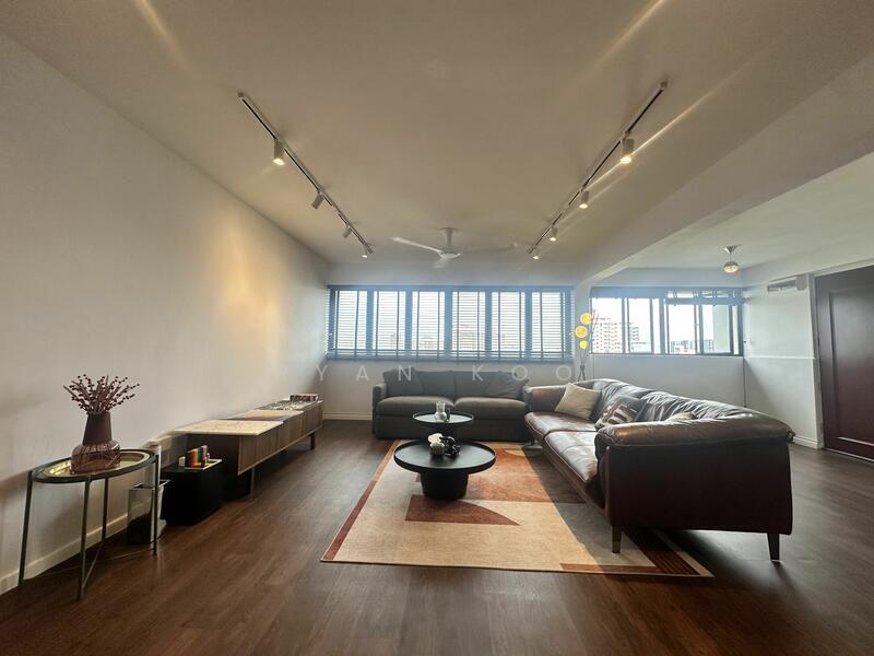 For Sale - 521 Hougang Avenue 6