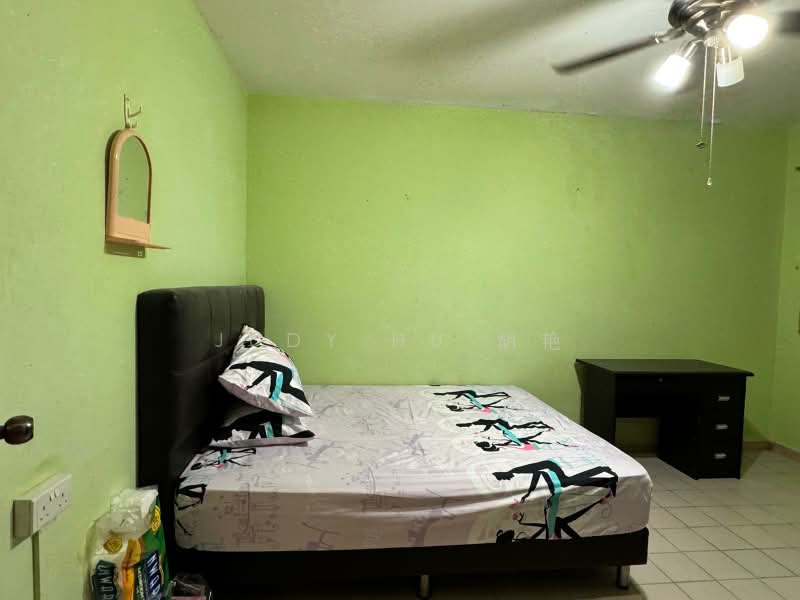 263 Bukit Batok East Avenue 4, 263 Bukit Batok East Avenue 4, Room Rental, 200 sqft, HDB Flat For Rent, by Judy Hu 胡艳, 25199852 - PropertyGuru.com.sg