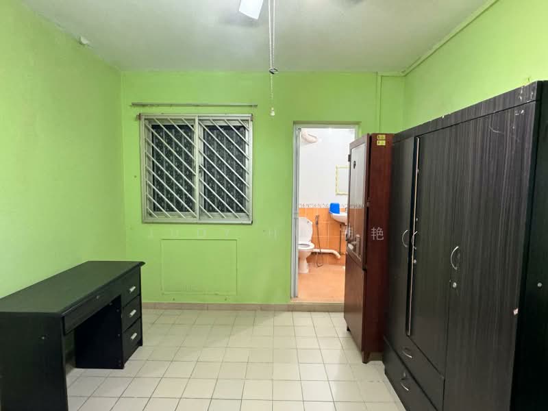 263 Bukit Batok East Avenue 4, 263 Bukit Batok East Avenue 4, Room Rental, 200 sqft, HDB Flat For Rent, by Judy Hu 胡艳, 25199852 - PropertyGuru.com.sg