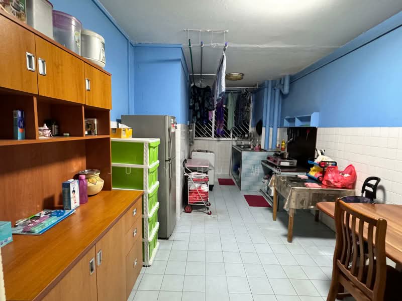 263 Bukit Batok East Avenue 4, 263 Bukit Batok East Avenue 4, Room Rental, 200 sqft, HDB Flat For Rent, by Judy Hu 胡艳, 25199852 - PropertyGuru.com.sg