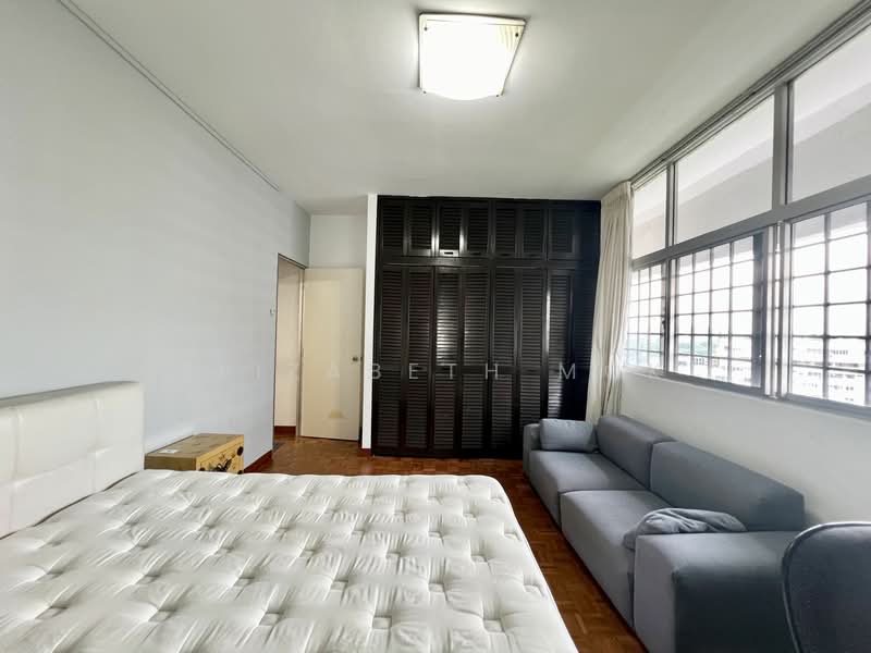 Ridgewood Condominium, 1 Ridgewood Close, Room Rental, 150 sqft, Condominium For Rent, by Elizabeth Mok, 25199944 - master - PropertyGuru.com.sg