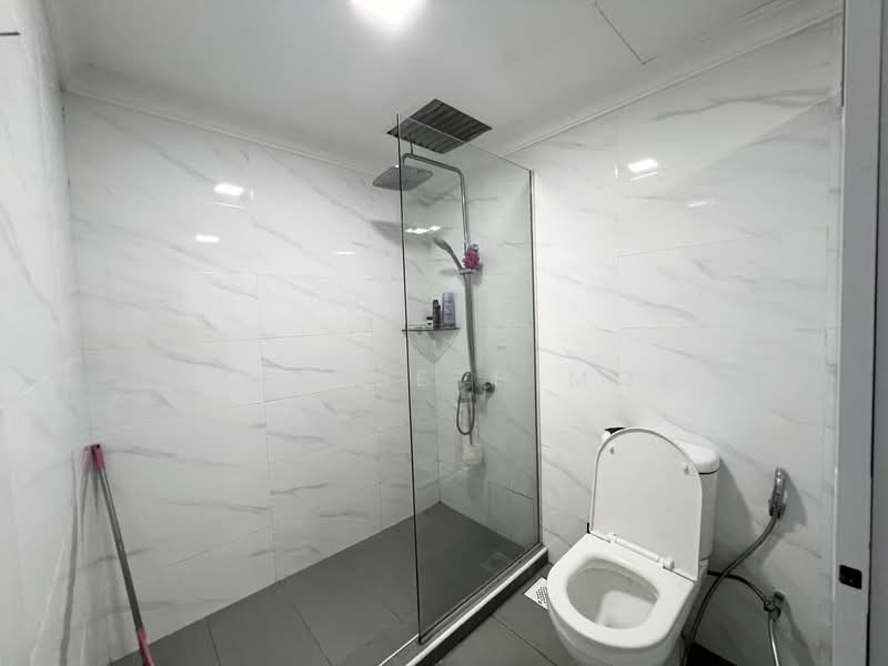 Ridgewood Condominium, 1 Ridgewood Close, Room Rental, 150 sqft, Condominium For Rent, by Elizabeth Mok, 25199944 - PropertyGuru.com.sg