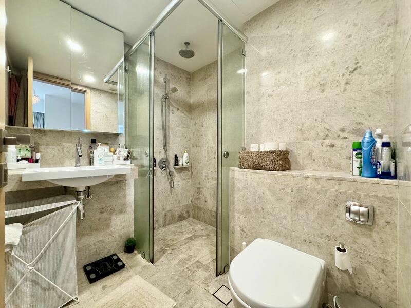 One Shenton, 1 Shenton Way, 1 Bedroom, 581 sqft, Condominium For Rent, by Sandra Ching 钟素玲, 25200254 - PropertyGuru.com.sg