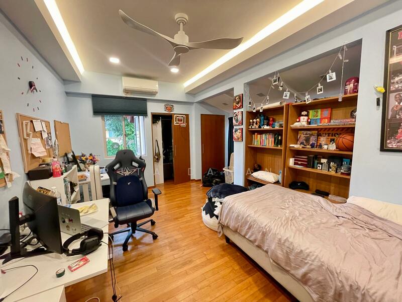 Lorong Siglap Semi Detached, , 5 Bedrooms, 4,500 sqft, Semi-Detached House For Rent, by Rita Danani, 25200330 - PropertyGuru.com.sg
