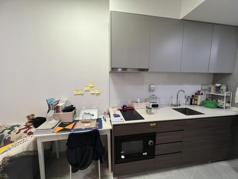 Stirling Residences, 21 Stirling Road, Alexandra / Commonwealth, 1 Bedroom, 441 sqft, Condominium For Rent, by Alexandra Wong, 25200354 - Kitchen - PropertyGuru.com.sg