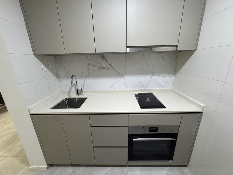 Sink & Stove