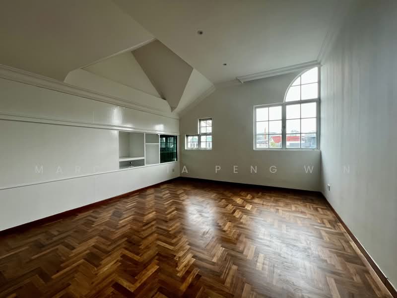 Semi-D in Serangoon Gardens near french school, Huddington/ Kingswear/ Tavistock/ Cowdray, 6 Bedrooms, 6,500 sqft, Semi-Detached House For Rent, by Marc Chia Peng Wen, 25202147 - PropertyGuru.com.sg