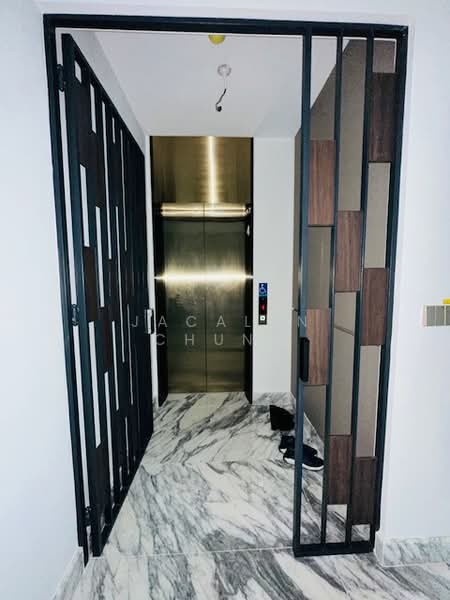 Van Holland, 190 Holland Road, 3 Bedrooms, 1,001 sqft, Condominium For Rent, by Jacalyn Chung, 25202191 - PropertyGuru.com.sg