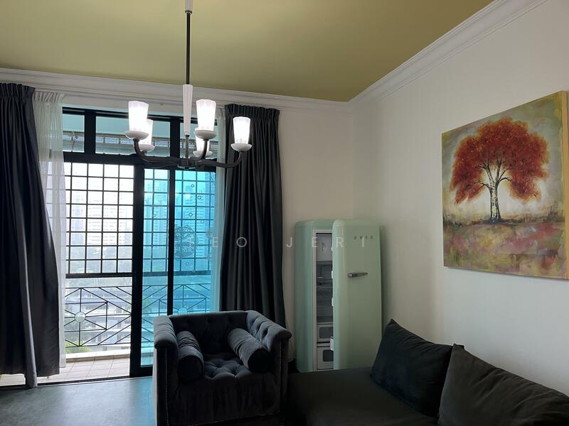 Spring Grove, 53 Grange Road, 2 Bedrooms, 1,012 sqft, Condominium For Rent, by Teo Jeri, 25202362 - PropertyGuru.com.sg
