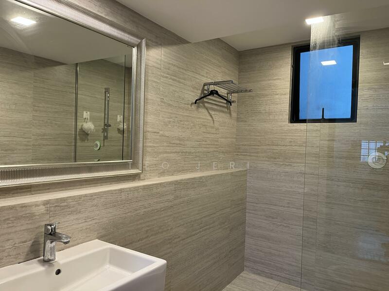 Spring Grove, 53 Grange Road, 2 Bedrooms, 1,012 sqft, Condominium For Rent, by Teo Jeri, 25202362 - PropertyGuru.com.sg