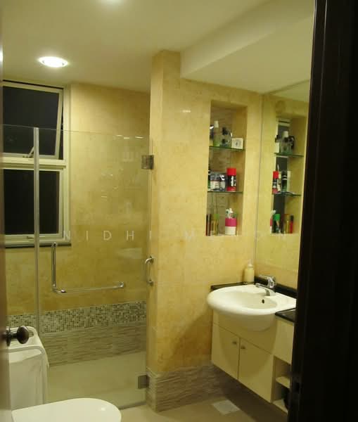 Rio Vista, 32 Upper Serangoon View, 3 Bedrooms, 1,238 sqft, Condominium For Rent, by Nidhi Menon, 25202836 - PropertyGuru.com.sg