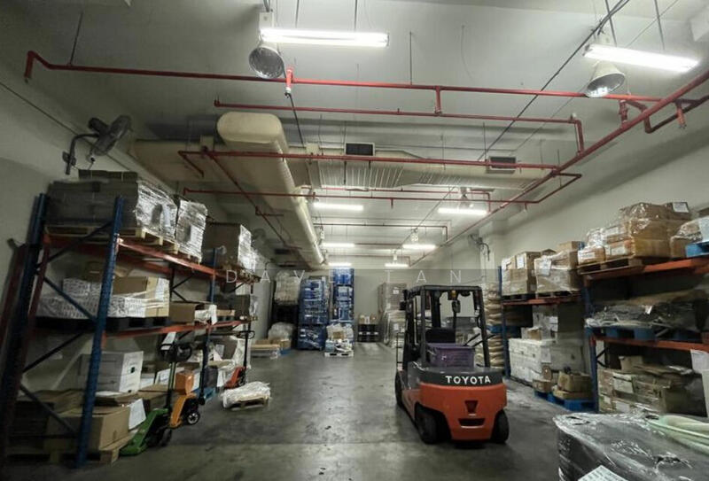 Pantech Business Hub, 194 Pandan Loop, 1,743 sqft, Factory / Workshop (B2) For Sale, by Dave Tan, 25203233 - CommercialGuru.com.sg