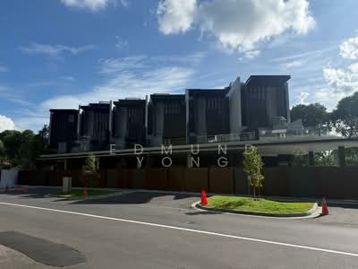 For Sale - DISTRICT 5 | PASIR PANJANG HOUSING ESTATE | Brand New FREEHOLD 2.5 Storey Inter Terrace