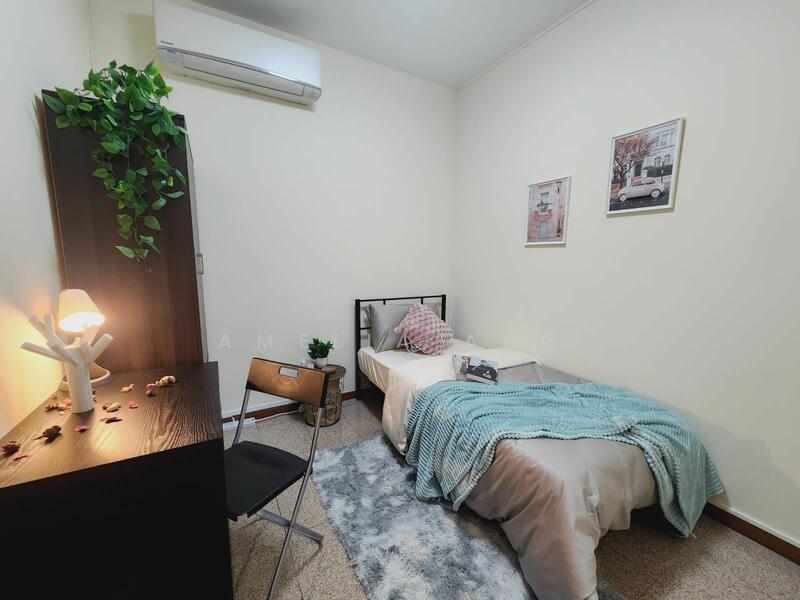 Queens, 10 Stirling Road, Room Rental, 150 sqft, Condominium For Rent, by Amelia Ang, 25203964 - PropertyGuru.com.sg