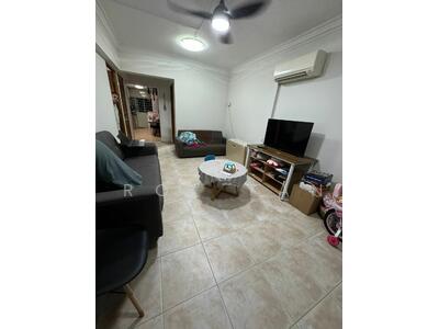 For Rent - 145 Tampines Street 12