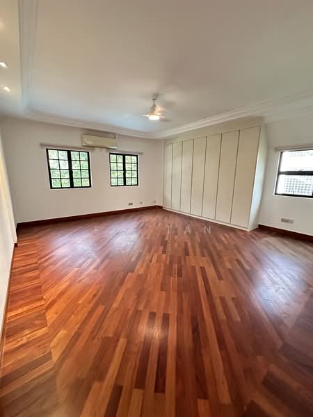 Holland Road, , 6 Bedrooms, 5,500 sqft, Good Class Bungalow For Rent, by Eve Tan, 25205447 - PropertyGuru.com.sg