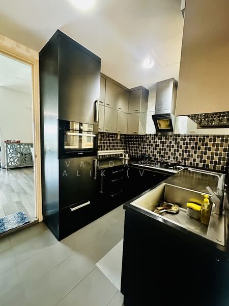 Costa Rhu, 1 Rhu Cross, East Coast / Marine Parade, 2 Bedrooms, 1,345 sqft, Condominium For Rent, by Vandana Malik (Vanda), 25206776 - PropertyGuru.com.sg