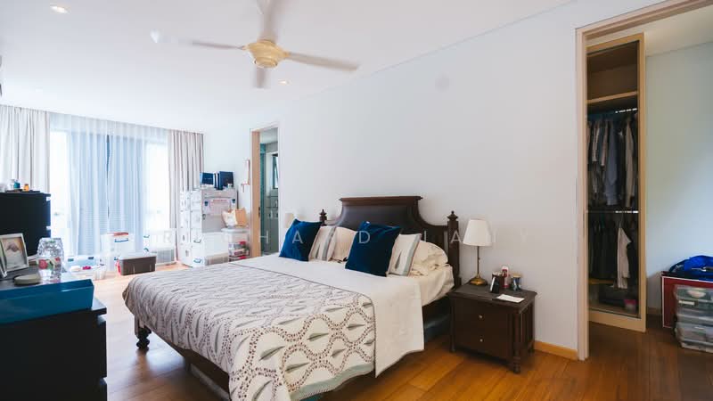 ★ Central Chatsworth GC Bungalow: Pool, Patio, Greenery, Near MRT, Shops, Chatsworth Park, Nassim, Cluny Hill, Bukit Timah, 5 Bedrooms, 7,000 sqft, Good Class Bungalow For Rent, by Richard Jany, 25207026 - Master bedroom - PropertyGuru.com.sg