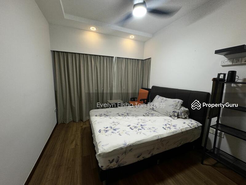 Spacious Master BedRoom with Blackout Curtains