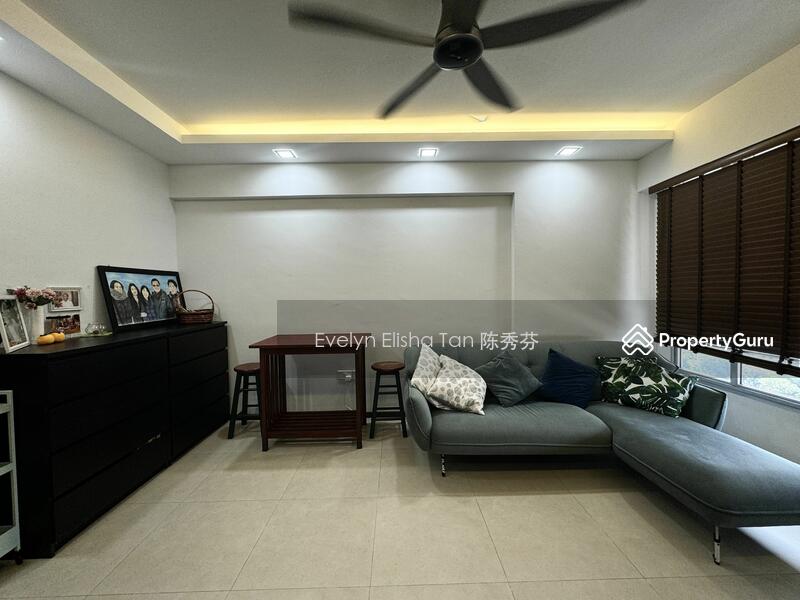 Tastefully Renovated Living Hall