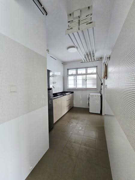 363A Sembawang Crescent, 363A Sembawang Crescent, Sembawang / Yishun, 1 Bedroom, 505 sqft, HDB Flat For Rent, by Hazel Lim Chew Lian, 25209355 - Kitchen - PropertyGuru.com.sg