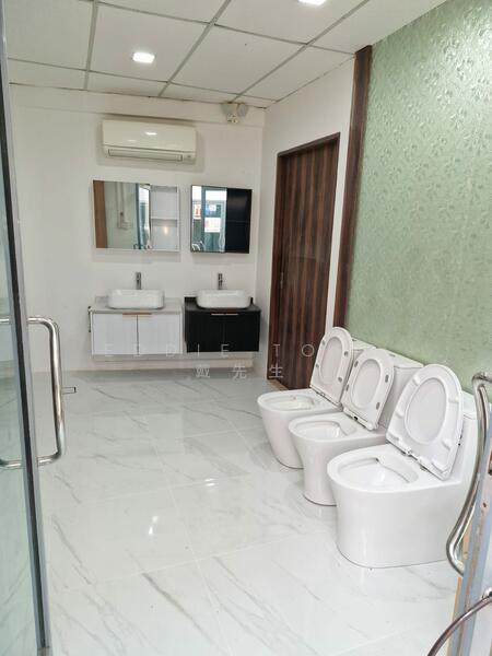 Aquarius By The Park, 1 Bedok Reservoir View, Bedok / Upper East Coast, 113 sqft, Shop / Shophouse For Rent, by Eddie Tork 戴先生, 25209570 - CommercialGuru.com.sg