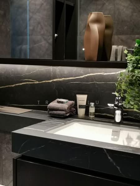 Hyll on Holland, 89 Holland Road, 3 Bedrooms, 936 sqft, Condominium For Rent, by Tracy Lu, 25209932 - PropertyGuru.com.sg