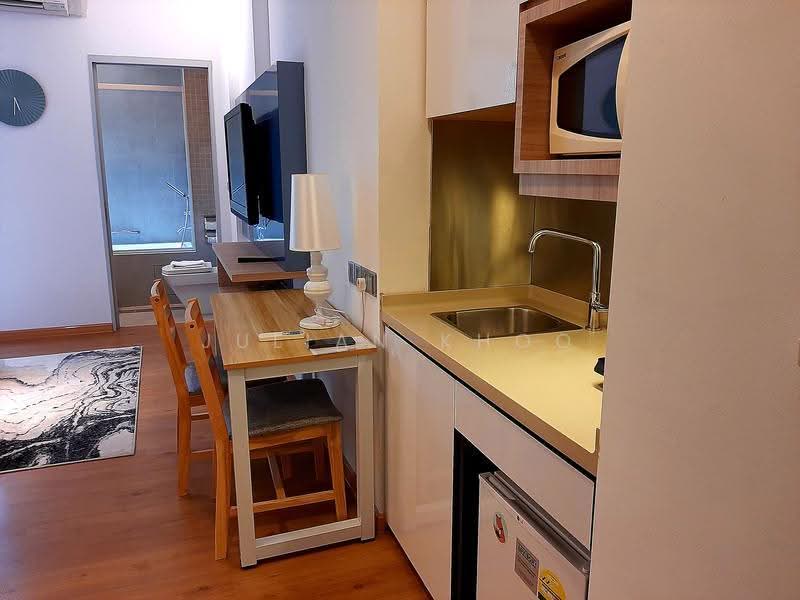 Royal Residences, Surrey Road, Newton / Novena, Studio, 331 sqft, Apartment For Rent, by Julian Khoo, 25211296 - Kitchen - PropertyGuru.com.sg