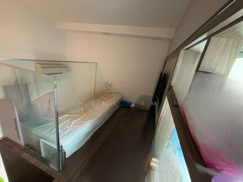 Jade Residences, 5 Lew Lian Vale, 2 Bedrooms, 1,033 sqft, Apartment For Rent, by Hani Lim, 25211534 - Bedroom 2 (Loft Area) - PropertyGuru.com.sg
