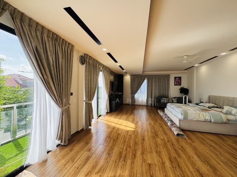 Very New Bungalow, 4 levels with Lift, 9 bedrooms ensuite with wardrobes,great for Multi-Generations, Most Sought-After area in Seletar, call 8130 3636!, 9 Bedrooms, 14,000 sqft, Bungalow House For Sale, by Kim Yan 金燕, 25212725 - PropertyGuru.com.sg