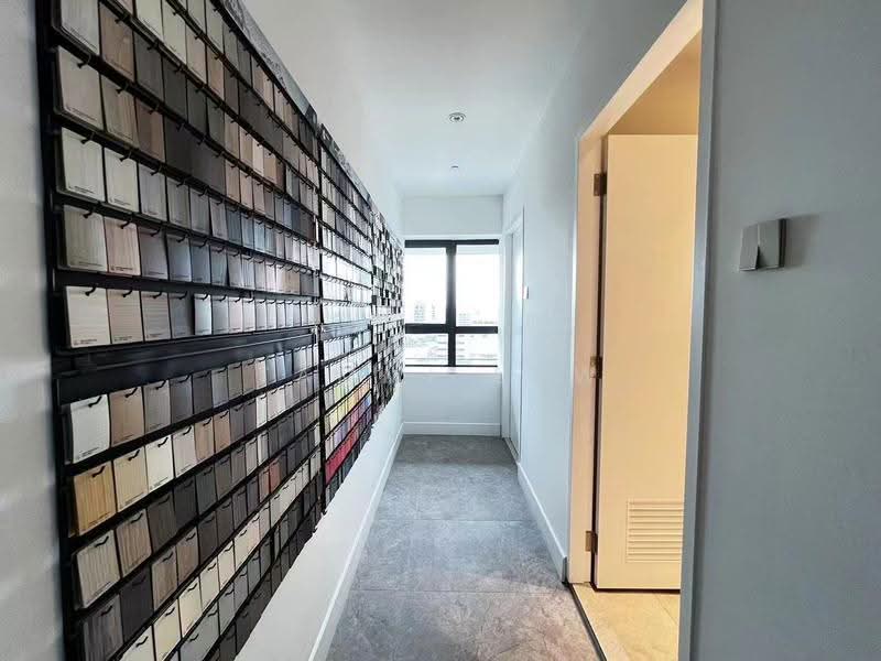 Tai Seng Point, 11 Irving Place, Macpherson / Potong Pasir, 3,961 sqft, Light Industrial (B1) For Rent, by Tammi Low, 25212733 - Corridor - CommercialGuru.com.sg