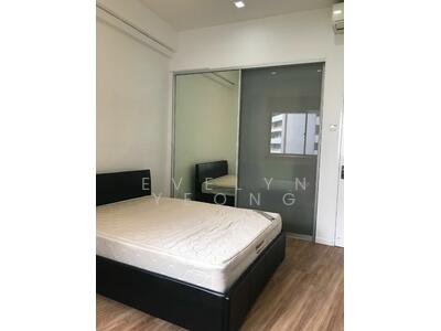 For Rent - Lakepoint Condo