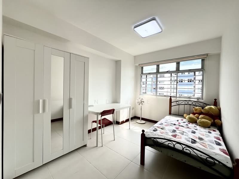 212A Punggol Walk, 212A Punggol Walk, 3 Bedrooms, 1,001 sqft, HDB Flat For Rent, by Randy Lee, 25213111 - bedroom 2 - PropertyGuru.com.sg