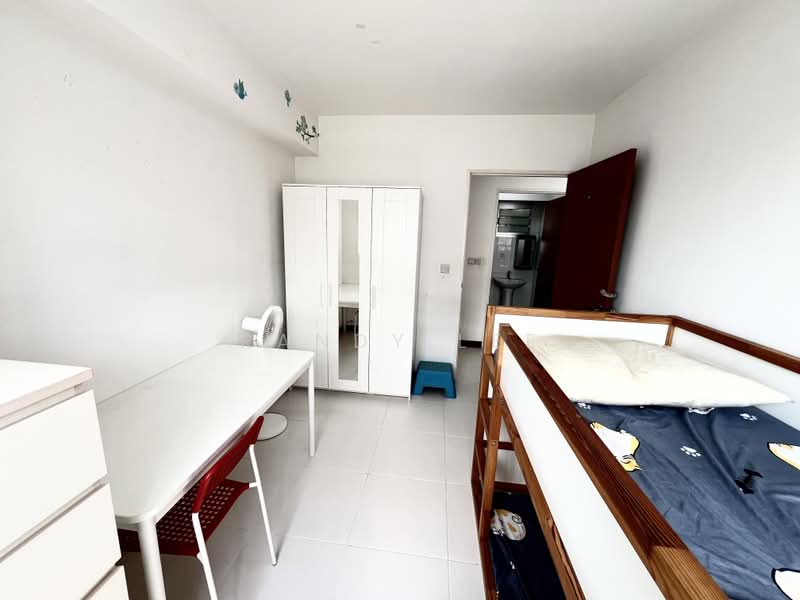 212A Punggol Walk, 212A Punggol Walk, 3 Bedrooms, 1,001 sqft, HDB Flat For Rent, by Randy Lee, 25213111 - bedroom 3 - PropertyGuru.com.sg