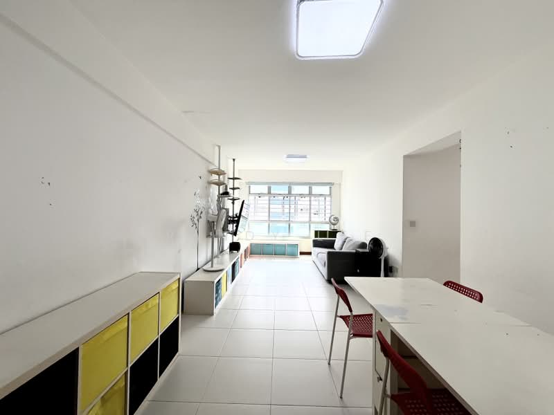 212A Punggol Walk, 212A Punggol Walk, 3 Bedrooms, 1,001 sqft, HDB Flat For Rent, by Randy Lee, 25213111 - living dining - PropertyGuru.com.sg