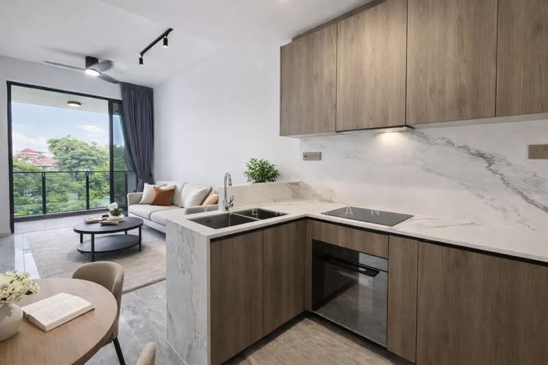 For Sale - Leedon Green