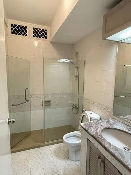 Ville Royale, 310 River Valley Road, Orchard / River Valley, Room Rental, 120 sqft, Apartment For Rent, by Kris Li, 25214571 - PropertyGuru.com.sg