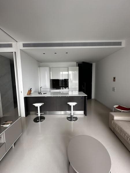 Scotts Square, 6 Scotts Road, Orchard / River Valley, 1 Bedroom, 624 sqft, Apartment For Rent, by Lina ., 25215292 - PropertyGuru.com.sg
