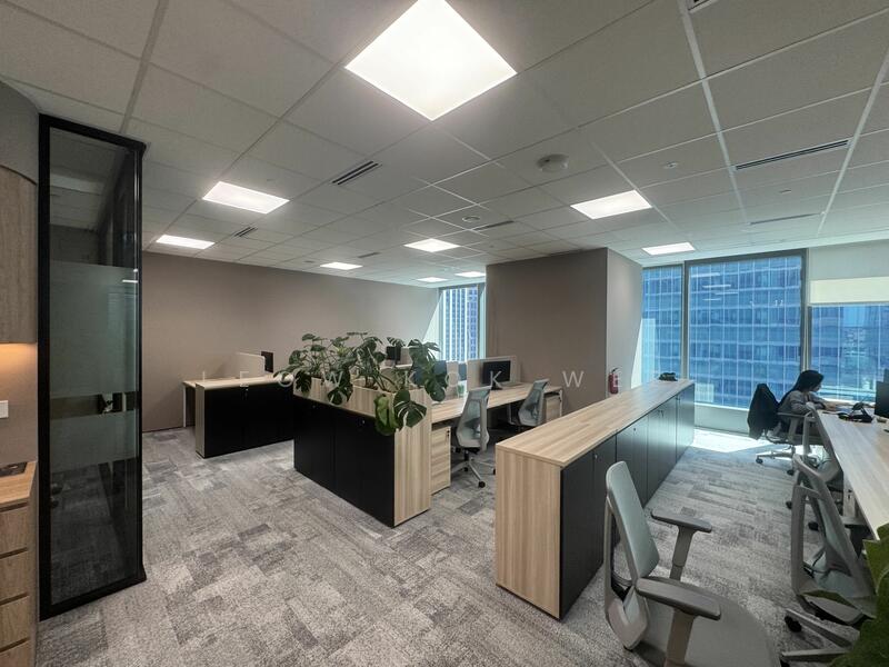 Designer fitted office for takeover @ central boulvard, Central boulvard, 2,500 sqft, Office For Rent, by Leow Kok Wee, 25215393 - CommercialGuru.com.sg