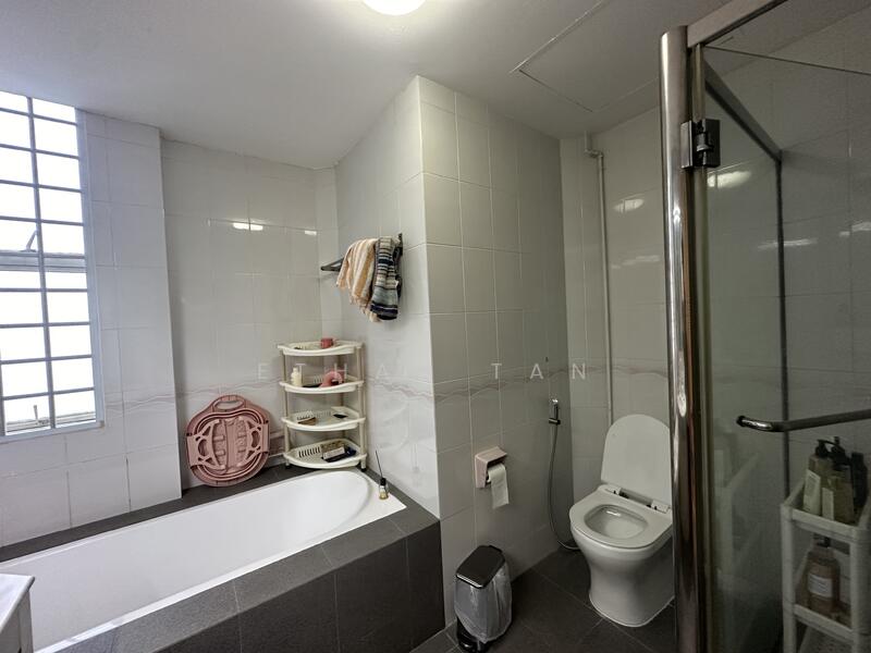The Waterside, 7 Tanjong Rhu Road, East Coast / Marine Parade, 4 Bedrooms, 2,433 sqft, Condominium For Rent, by Ethan Tan, 25216560 - PropertyGuru.com.sg