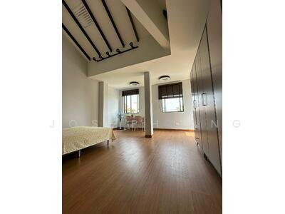 For Rent - Lakeside Grove