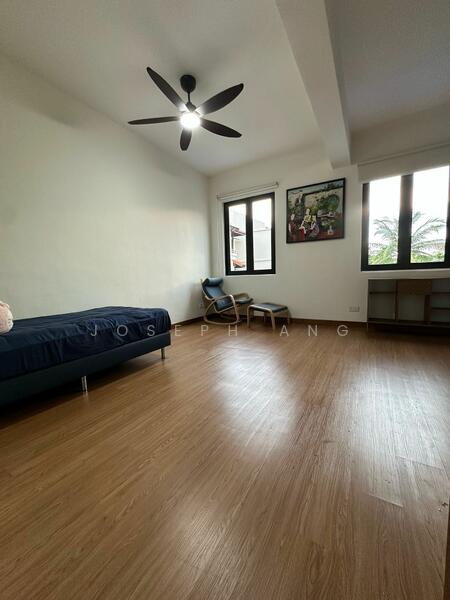 For Rent - Lakeside Grove