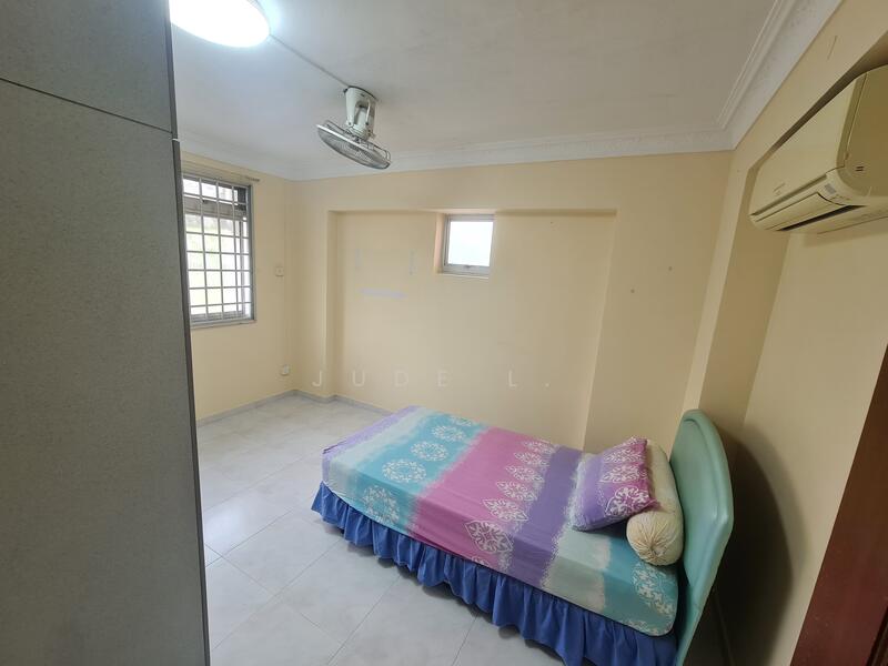 For Rent - 732 Jurong West Street 73