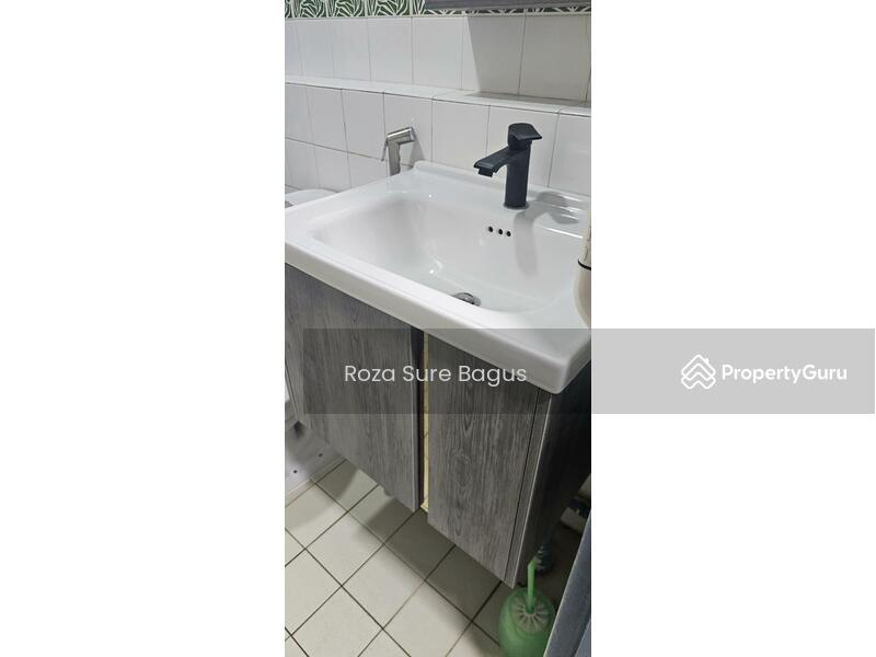 For Rent - 728 Woodlands Circle