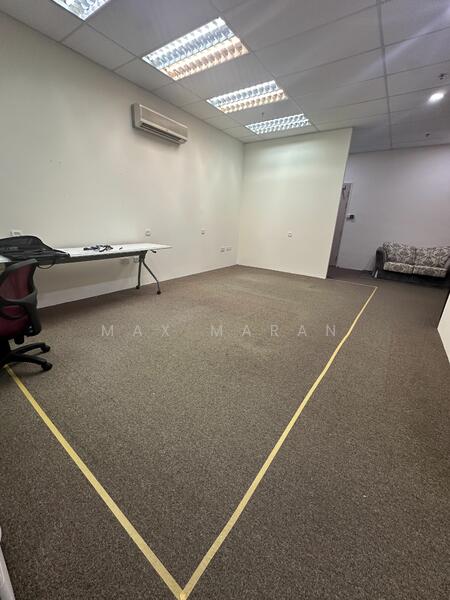 Bizlink Centre, 59 Ubi Avenue 1, 420 sqft, Light Industrial (B1) For Rent, by Max Maran, 25218277 - CommercialGuru.com.sg