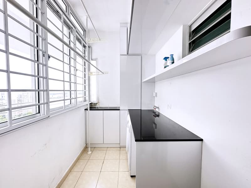 18C Holland Drive, 18C Holland Drive, 3 Bedrooms, 1,260 sqft, HDB Flat For Rent, by Daniel Lin, 25218641 - PropertyGuru.com.sg